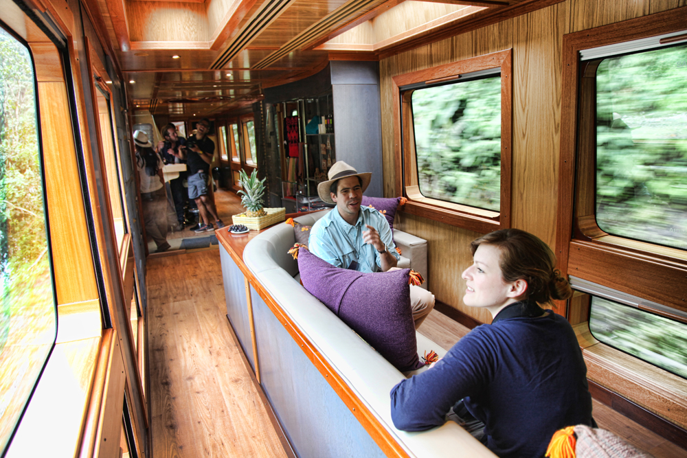 talking-in-the-train