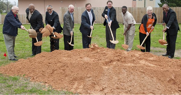 Officials Break Ground on Housing for Homeless Vets