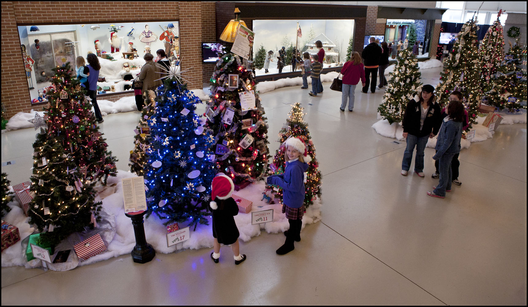 santas mt scene kids