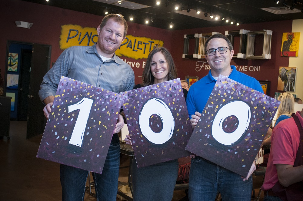 100th_signing_00172
