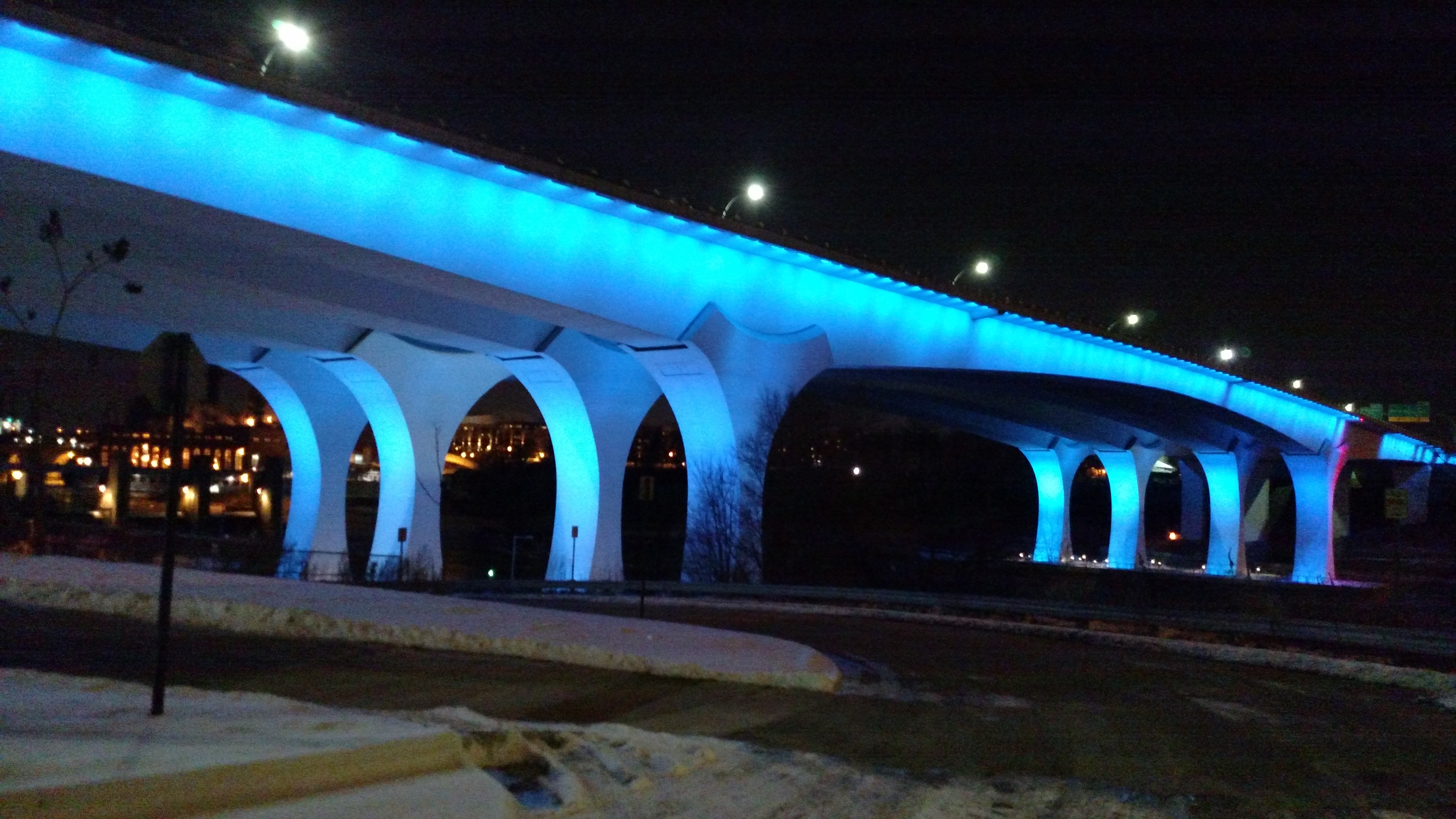 35W Bridge over Mississippi River March 4 15