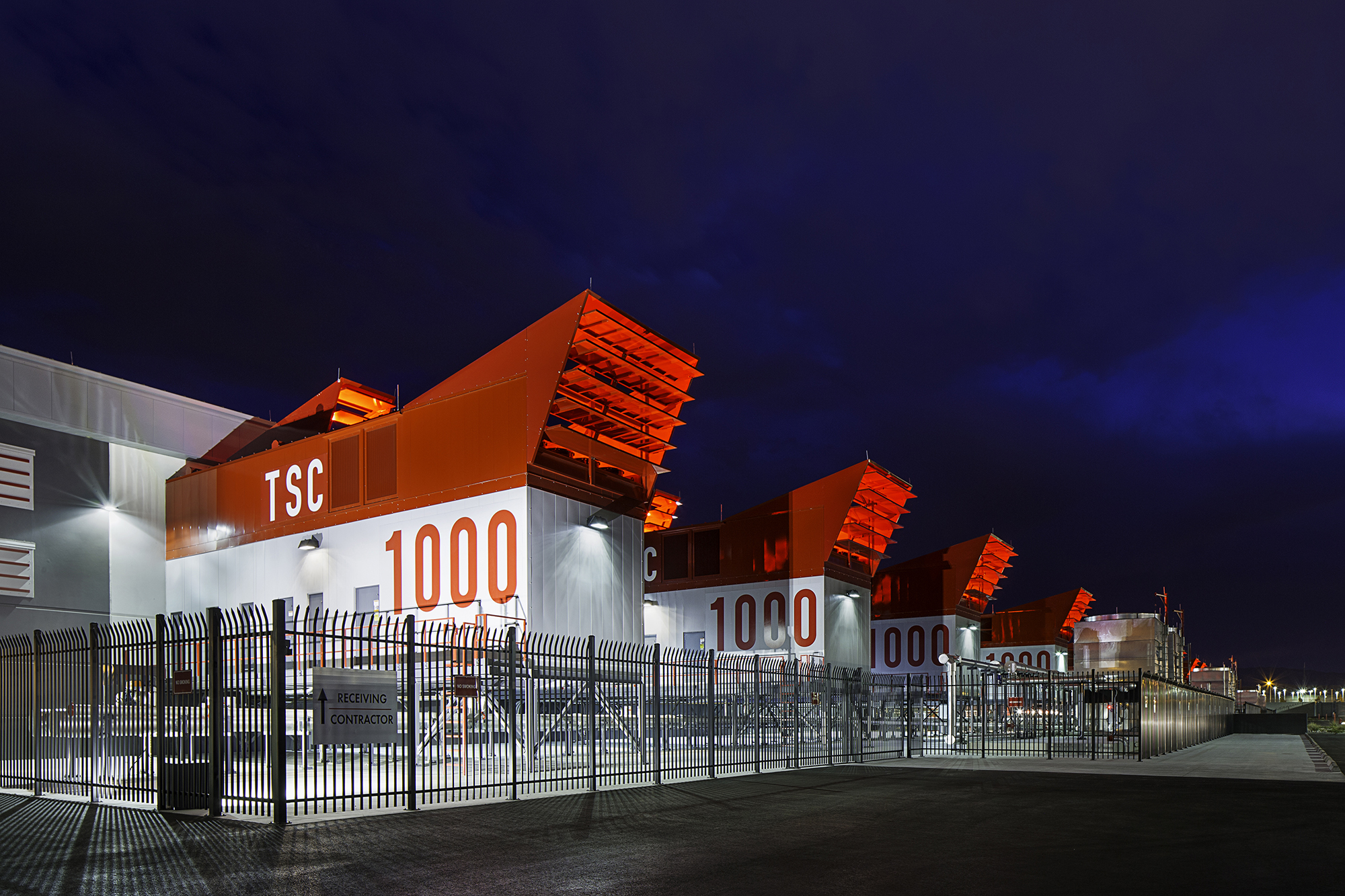 LAS VEGAS SUPERNAP 8 with Rob Roy Designed TSC-1000 Air Handlers