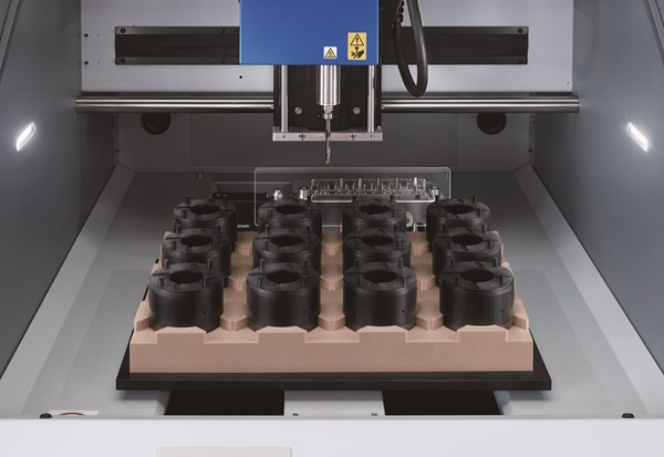Roland_MODELA_MDX-50_milling_machine
